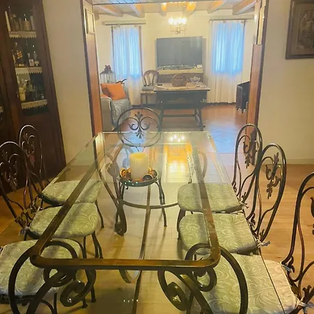 Casa vacanze Casa Borgo Pietro *